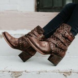 Freebird Cato boots